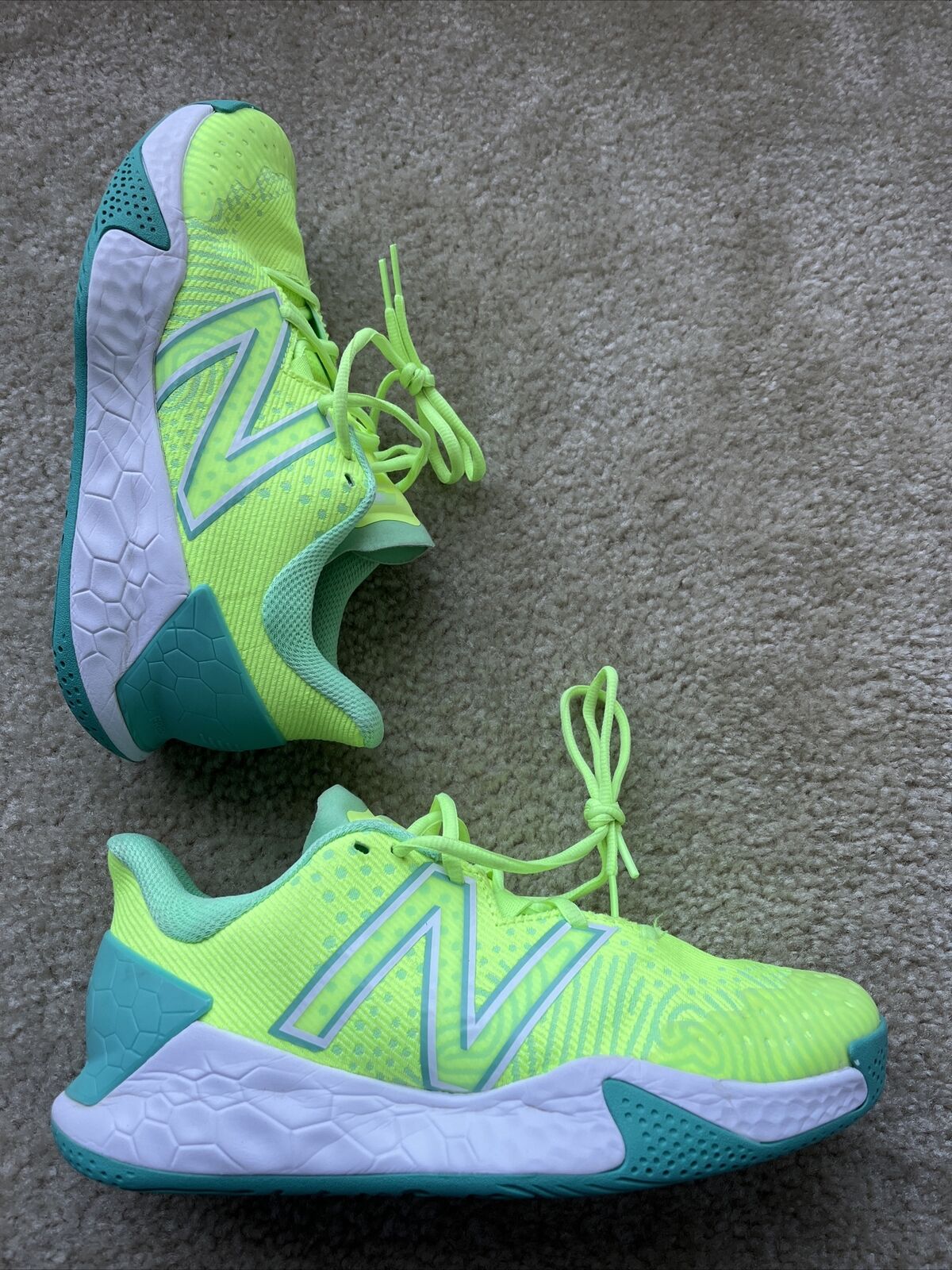 New Balance Fresh Foam Lav V2 Women’s Size 9 D Wide Wchlavh2 ‘lime Glo / Agave’