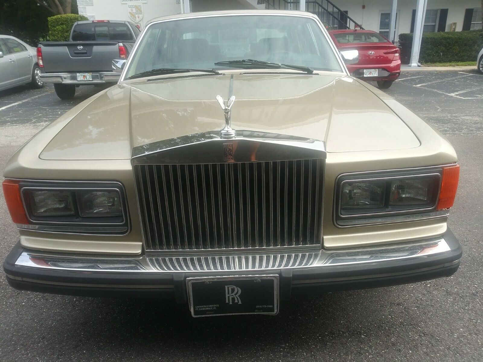 1986 Rolls-royce Other  No Reserve!flawless Paint On This Beautiful Rolls Royce. Interior Good Condition