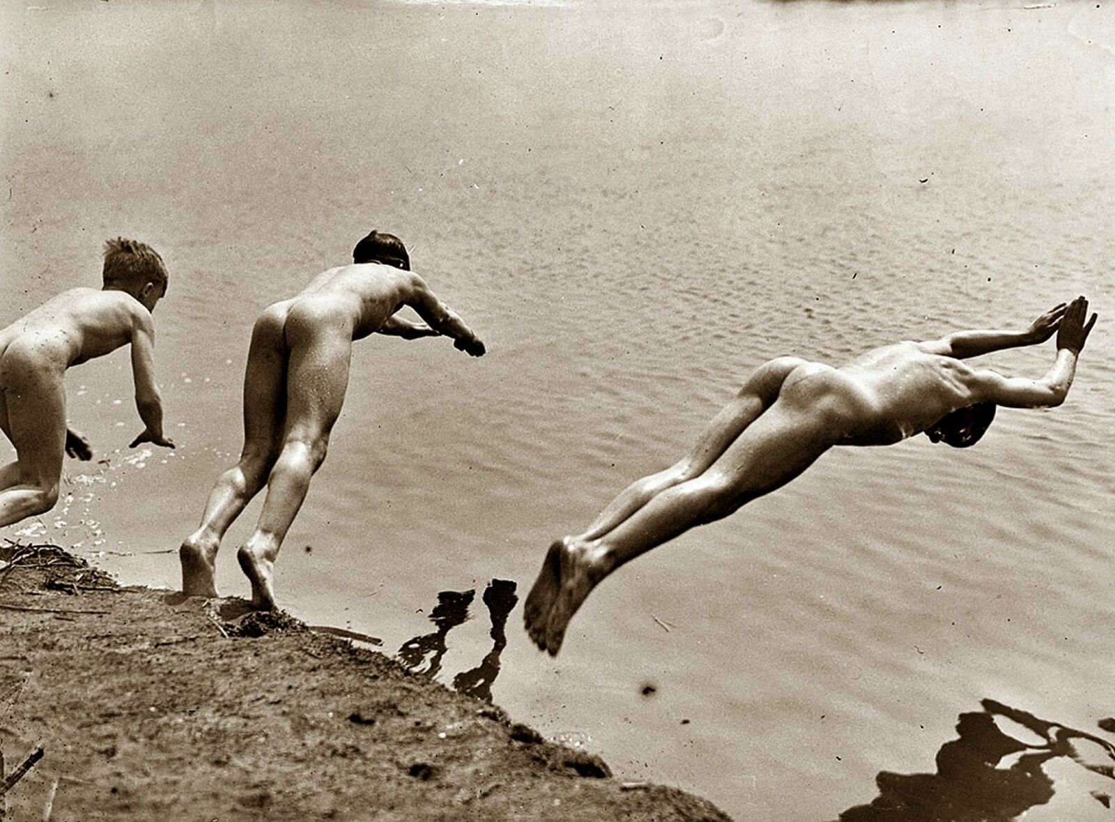 1934 Swimming Hole Skinny Dippers Photo (166-r)
